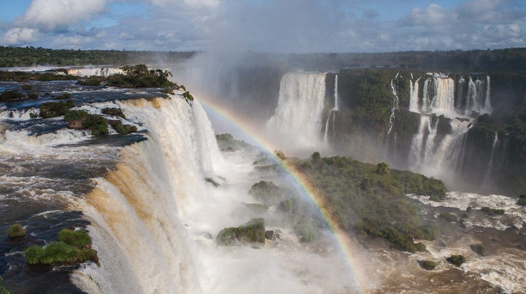 “Te conto de um parque” nos leva a uma viagem pelo Parque Nacional do Iguaçu